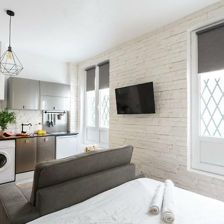 Well Located Studio -Ecole Militaries Champs De Mars Apartment Париж Екстериор снимка