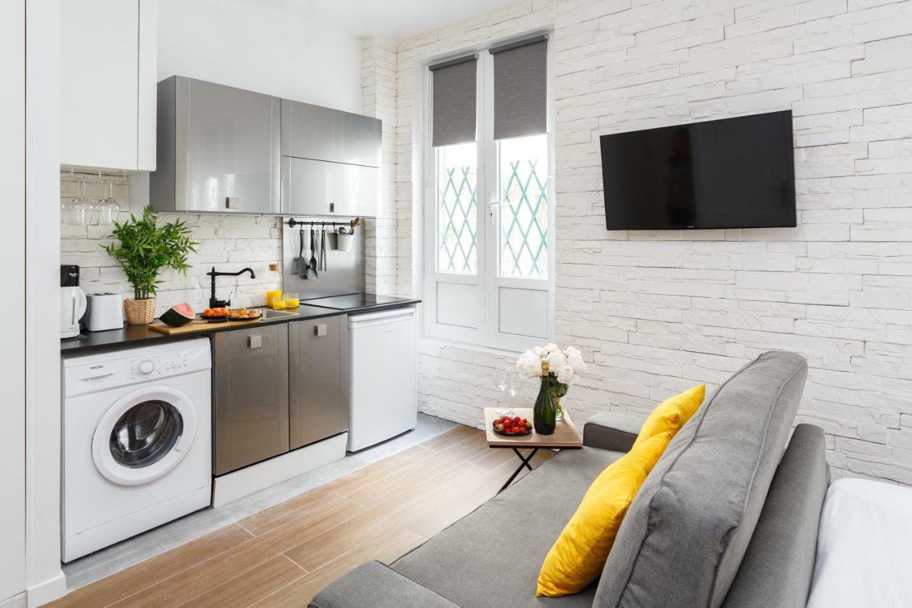 Well Located Studio -Ecole Militaries Champs De Mars Apartment Париж Екстериор снимка